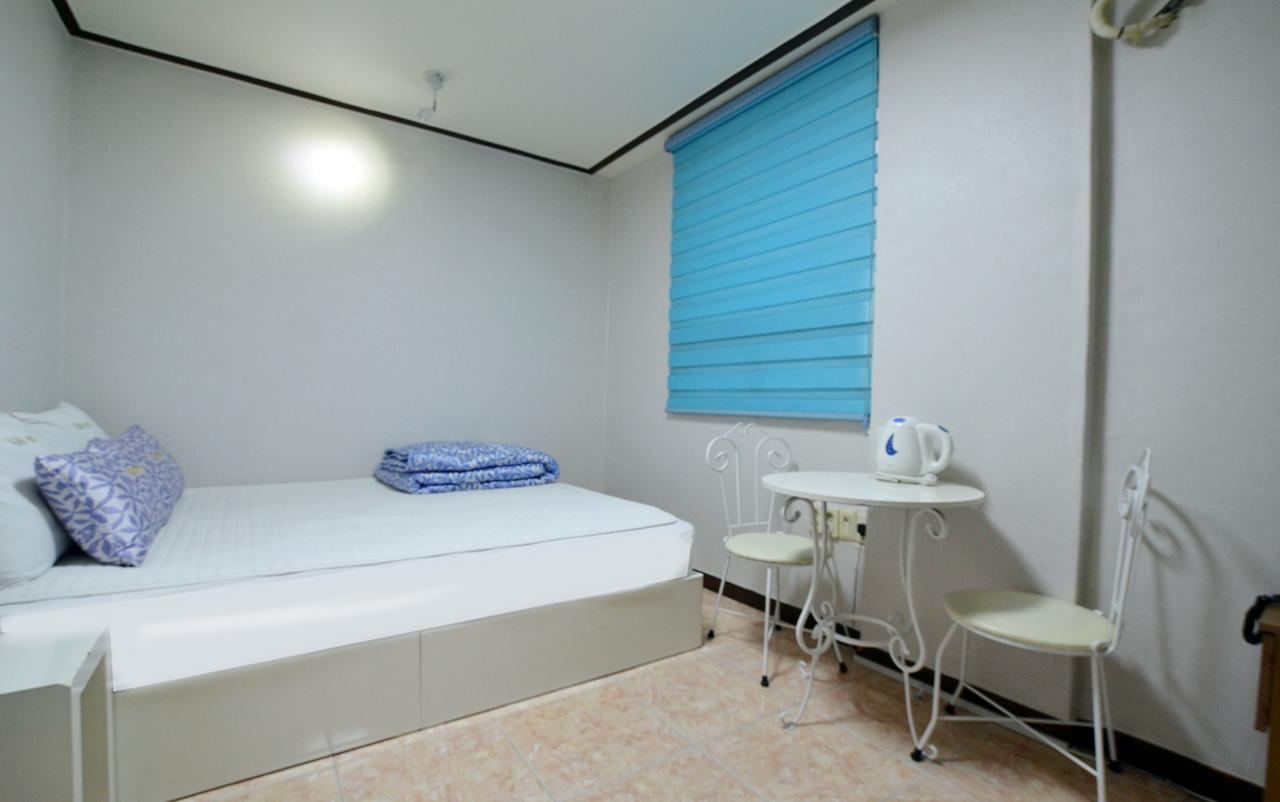 Wow Motel Busan Exterior photo