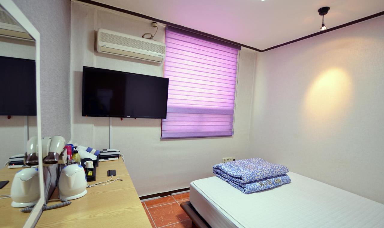 Wow Motel Busan Exterior photo